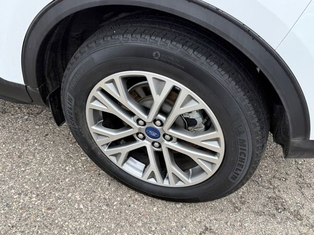 Certified 2022 Ford Escape SEL AWD/4WD image 5