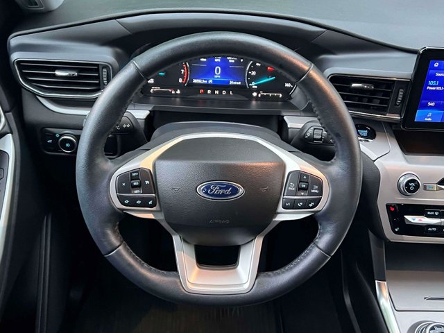 Certified 2023 Ford Explorer XLT w/ Equipment Group 202A AWD/4WD image 17
