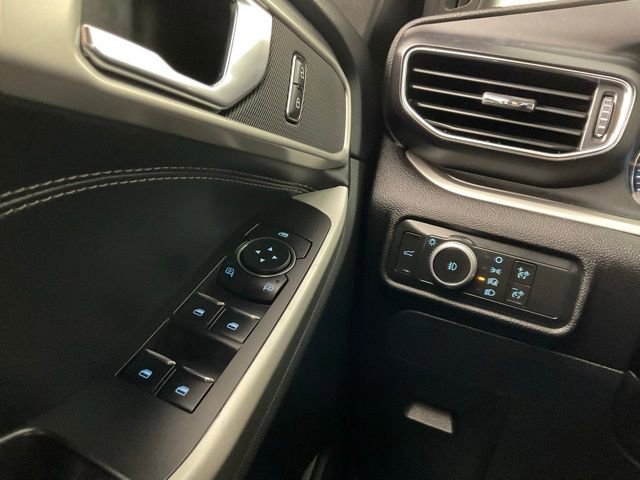 Certified 2021 Ford Explorer XLT w/ Equipment Group 202A image 21