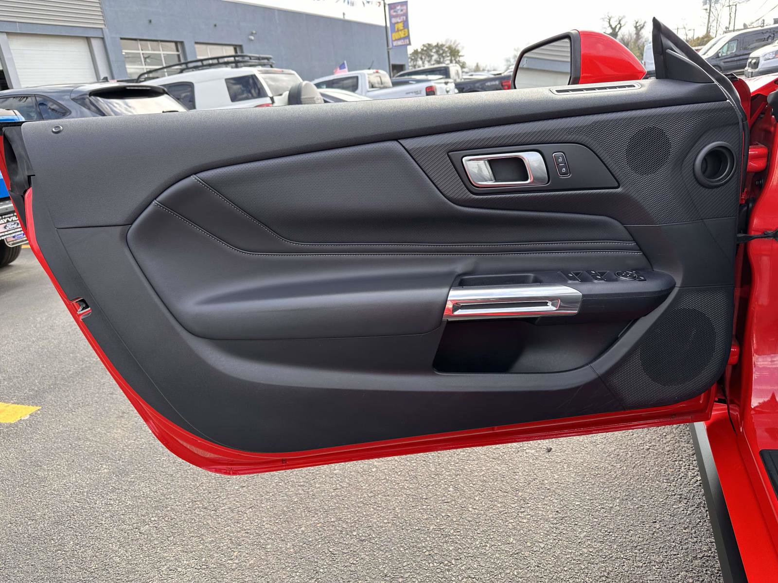 Certified 2025 Ford Mustang Premium image 9