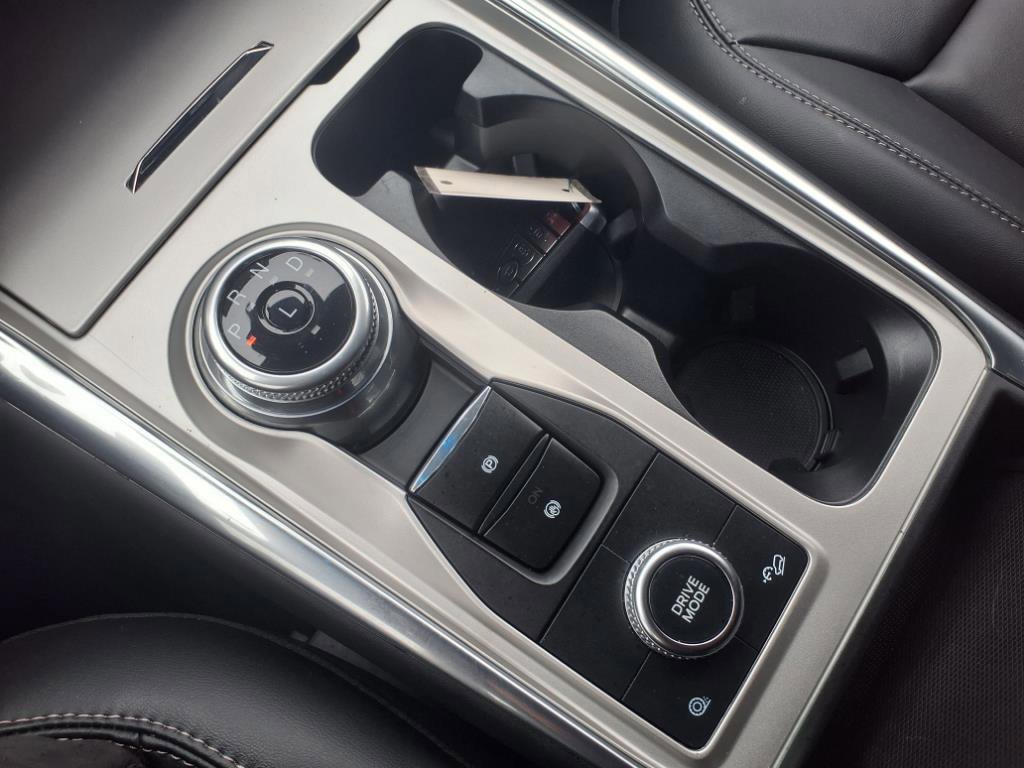 Certified 2022 Ford Explorer XLT w/ Equipment Group 202A image 21