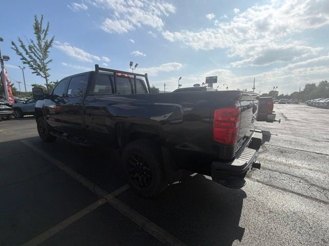 Used 2019 Chevrolet Silverado 2500 LTZ w/ Midnight Edition AWD/4WD image 5