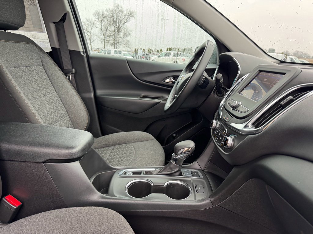 Used 2024 Chevrolet Equinox LT image 16