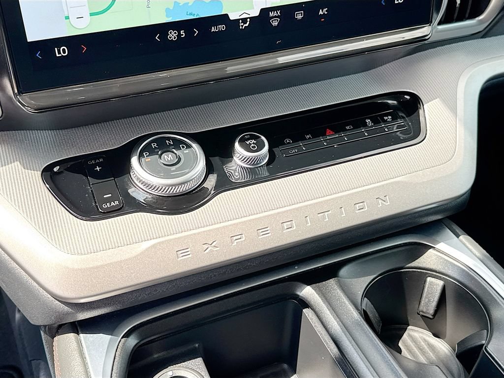 Certified 2025 Ford Expedition Active RWD image 20