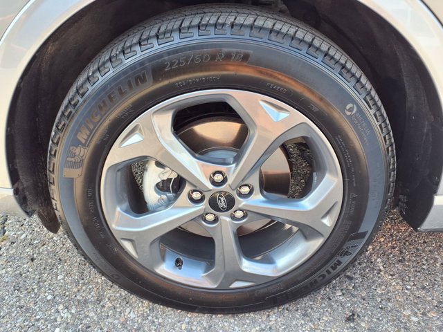 Certified 2024 Ford Escape ST-Line w/ Tech Pack #1 AWD/4WD image 28