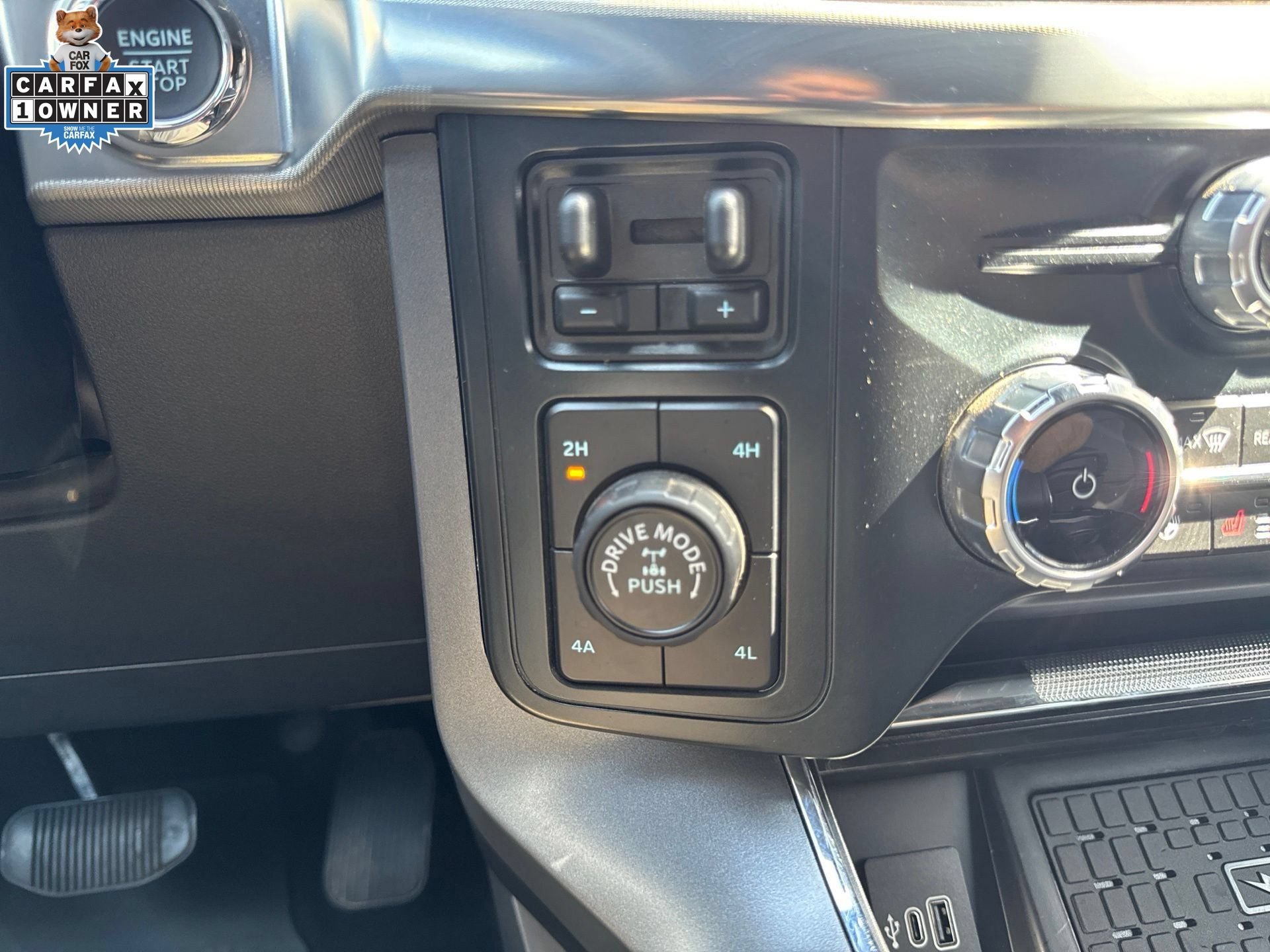 Certified 2025 Ford F150 Lariat w/ Equipment Group 502A High AWD/4WD image 22