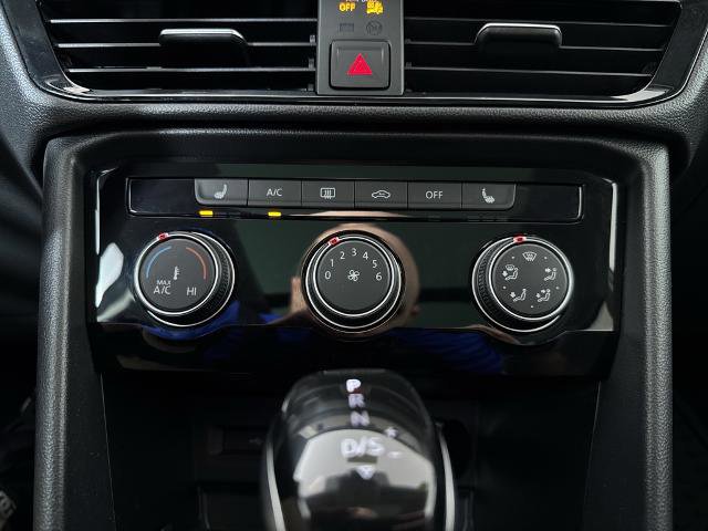 Used 2023 Volkswagen Taos SE image 22