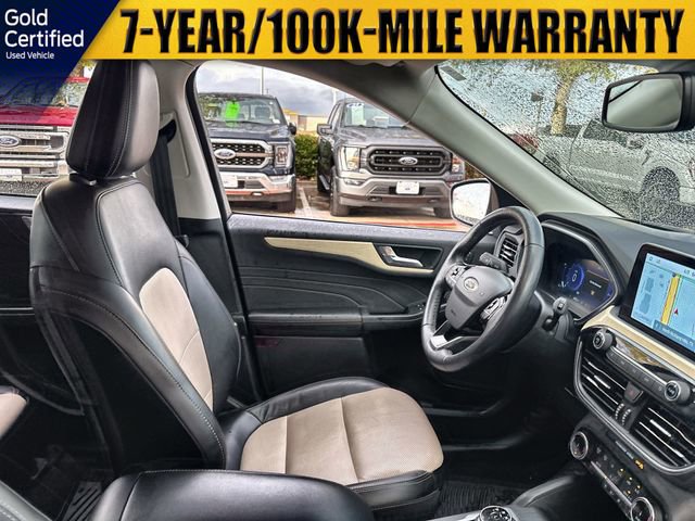 Certified 2022 Ford Escape Titanium w/ Titanium Premium Package image 18