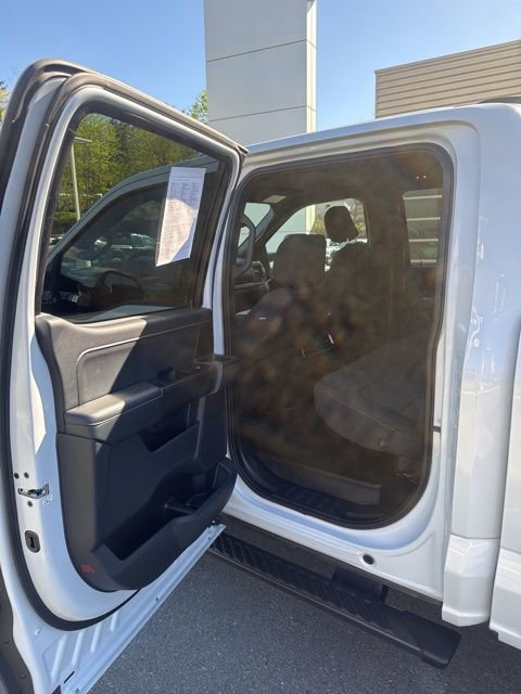 Certified 2022 Ford F150 XLT w/ Equipment Group 301A Mid AWD/4WD image 20
