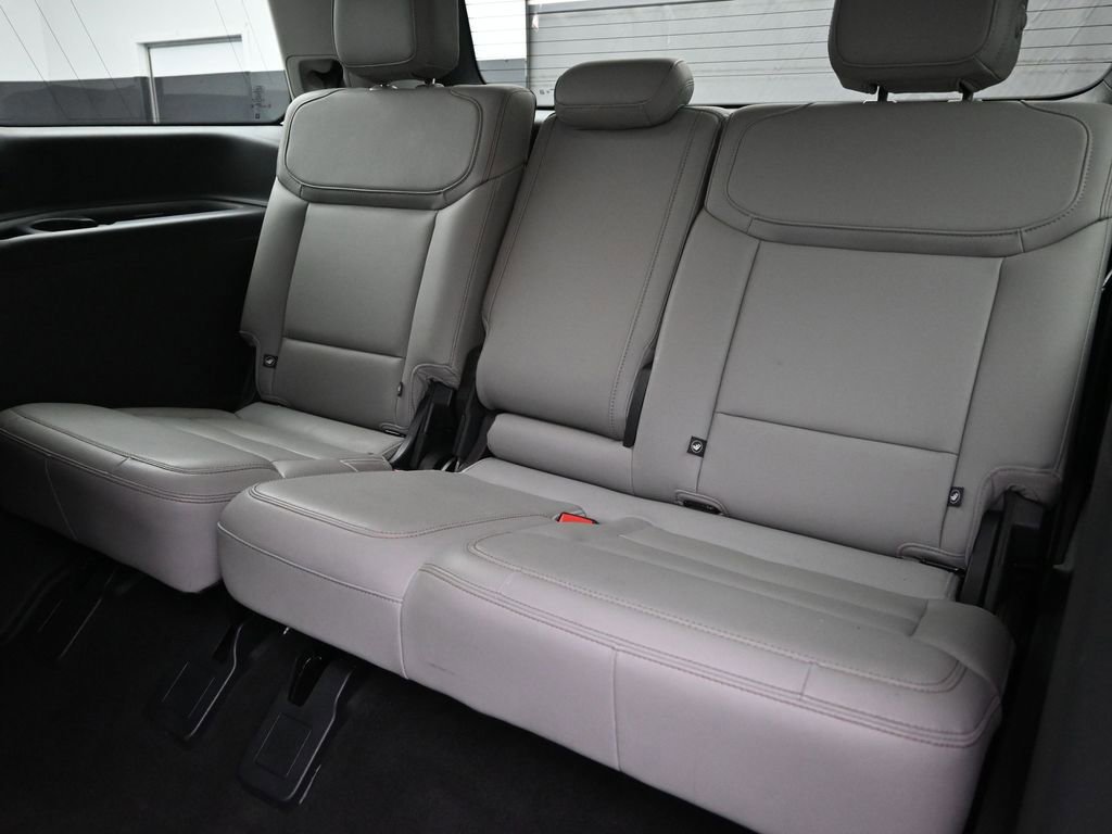 Certified 2025 Ford Expedition Active image 49