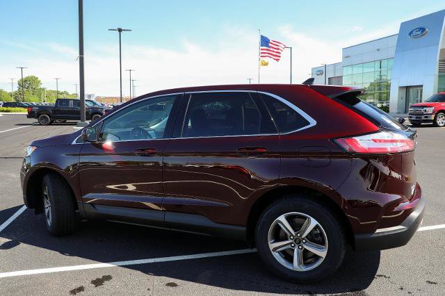 Certified 2023 Ford Edge SEL w/ Convenience Package AWD/4WD image 16