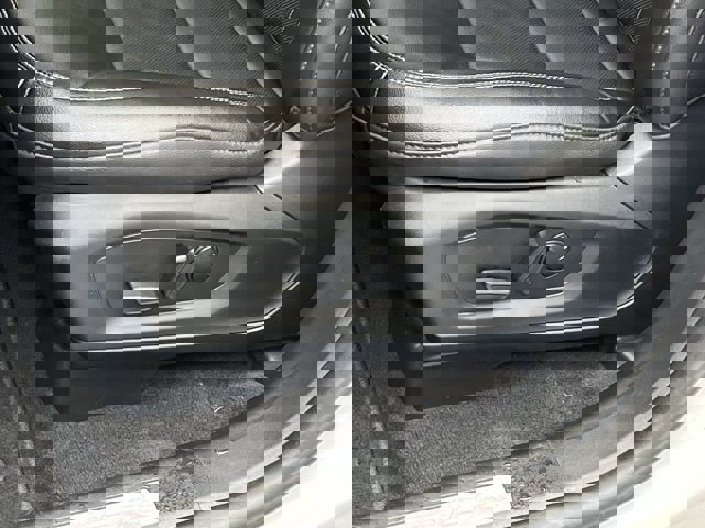 Certified 2023 Ford Explorer Limited w/ Limited Technology Package image 11