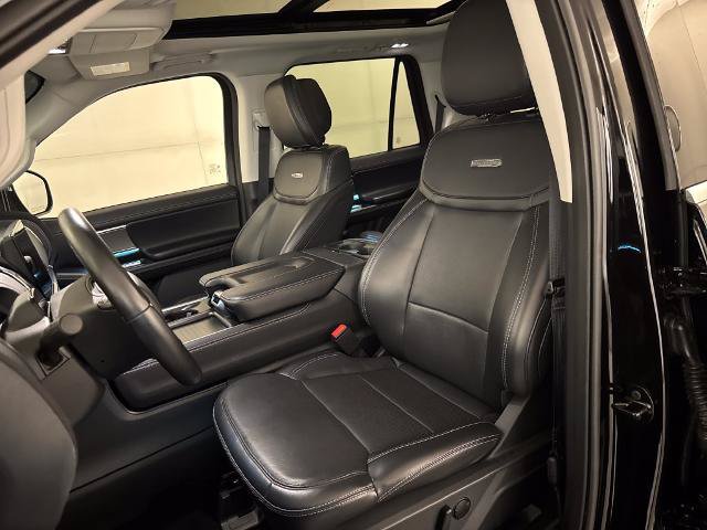 Certified 2026 Ford Expedition Platinum w/ Driver's Package AWD/4WD image 14