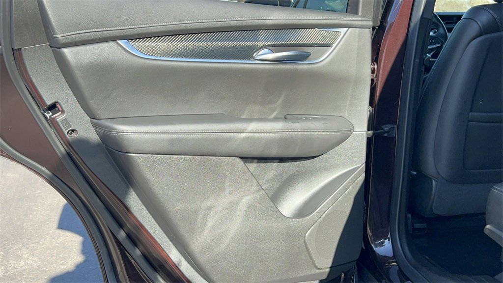 Used 2021 Cadillac XT6 Sport w/ LPO, Floor Liner Package image 38