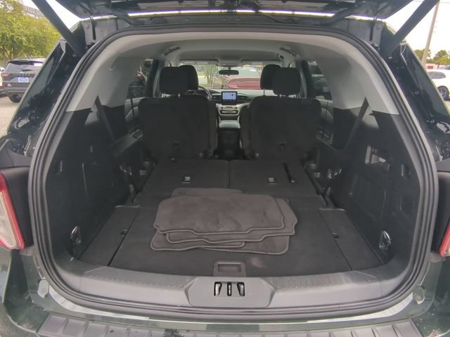 Certified 2024 Ford Explorer XLT RWD image 14