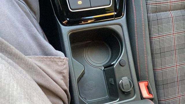 Used 2024 Volkswagen GTI SE image 28