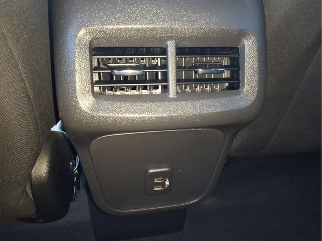 Used 2022 Chevrolet Equinox LT FWD image 15