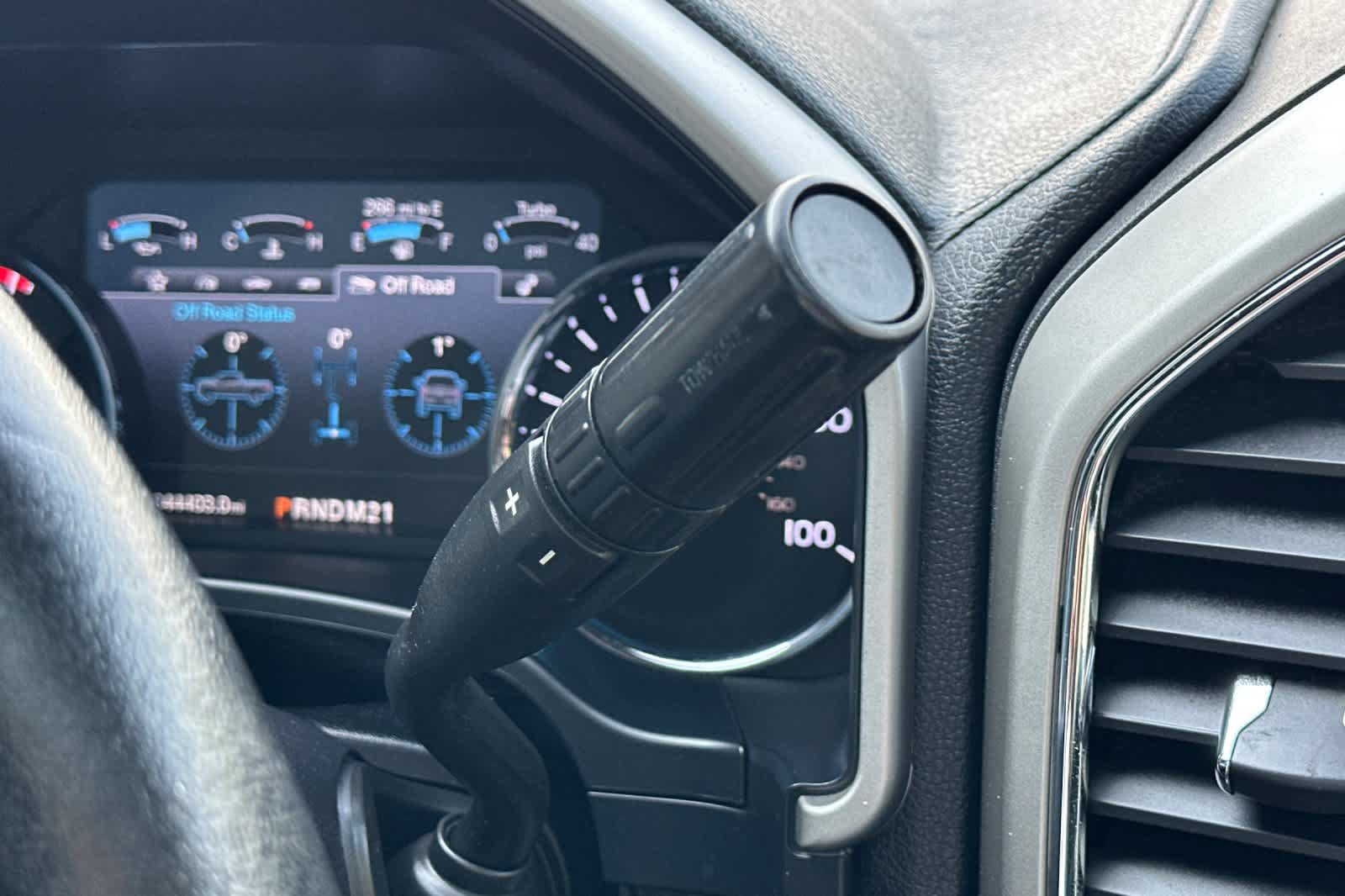 Certified 2018 Ford F350 Lariat w/ Lariat Ultimate Package AWD/4WD image 20