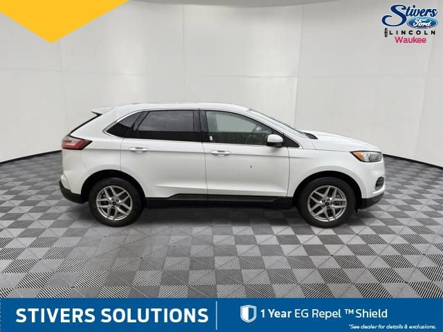 Certified 2023 Ford Edge SEL w/ Convenience Package AWD/4WD image 5