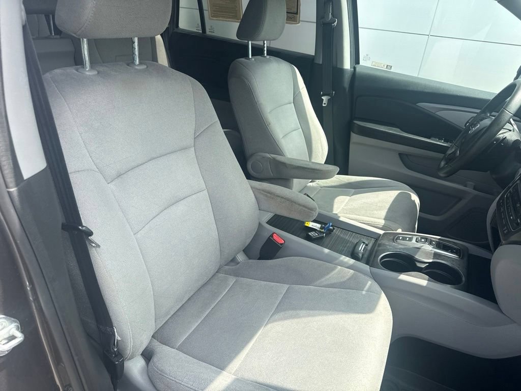 Used 2021 Honda Pilot EX image 37