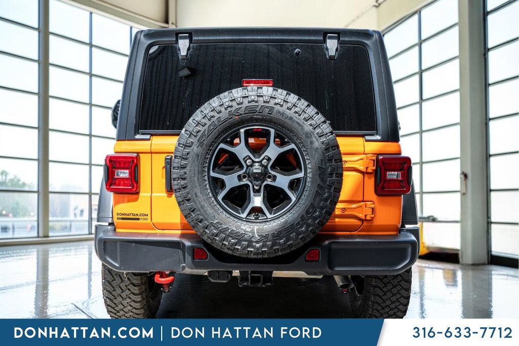 Used 2025 Jeep Wrangler Unlimited Rubicon w/ Convenience Group AWD/4WD image 33