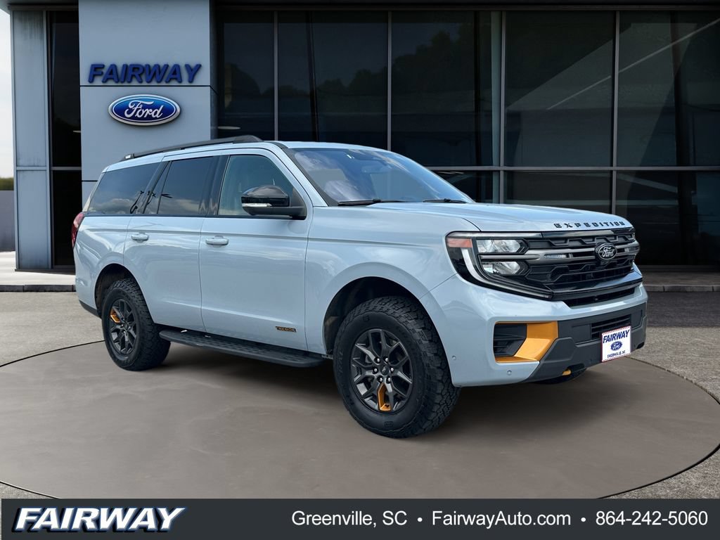 Certified 2025 Ford Expedition Tremor AWD/4WD image 3