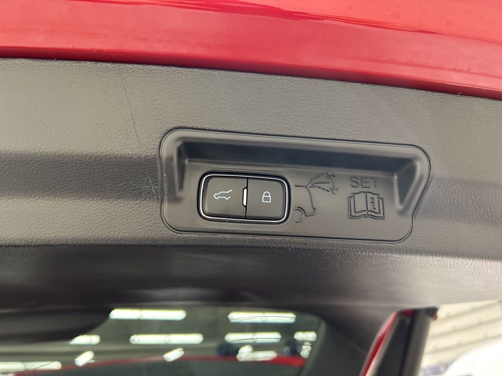 Certified 2022 Ford Explorer ST w/ Equipment Group 401A image 38