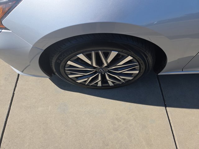 Used 2024 Nissan Altima 2.5 SV FWD image 9