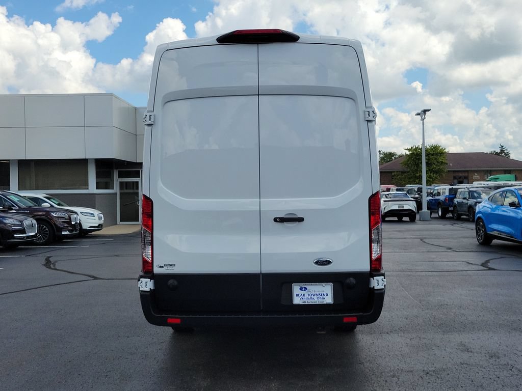 Certified 2025 Ford Transit 250 148 High Roof Extended RWD image 5