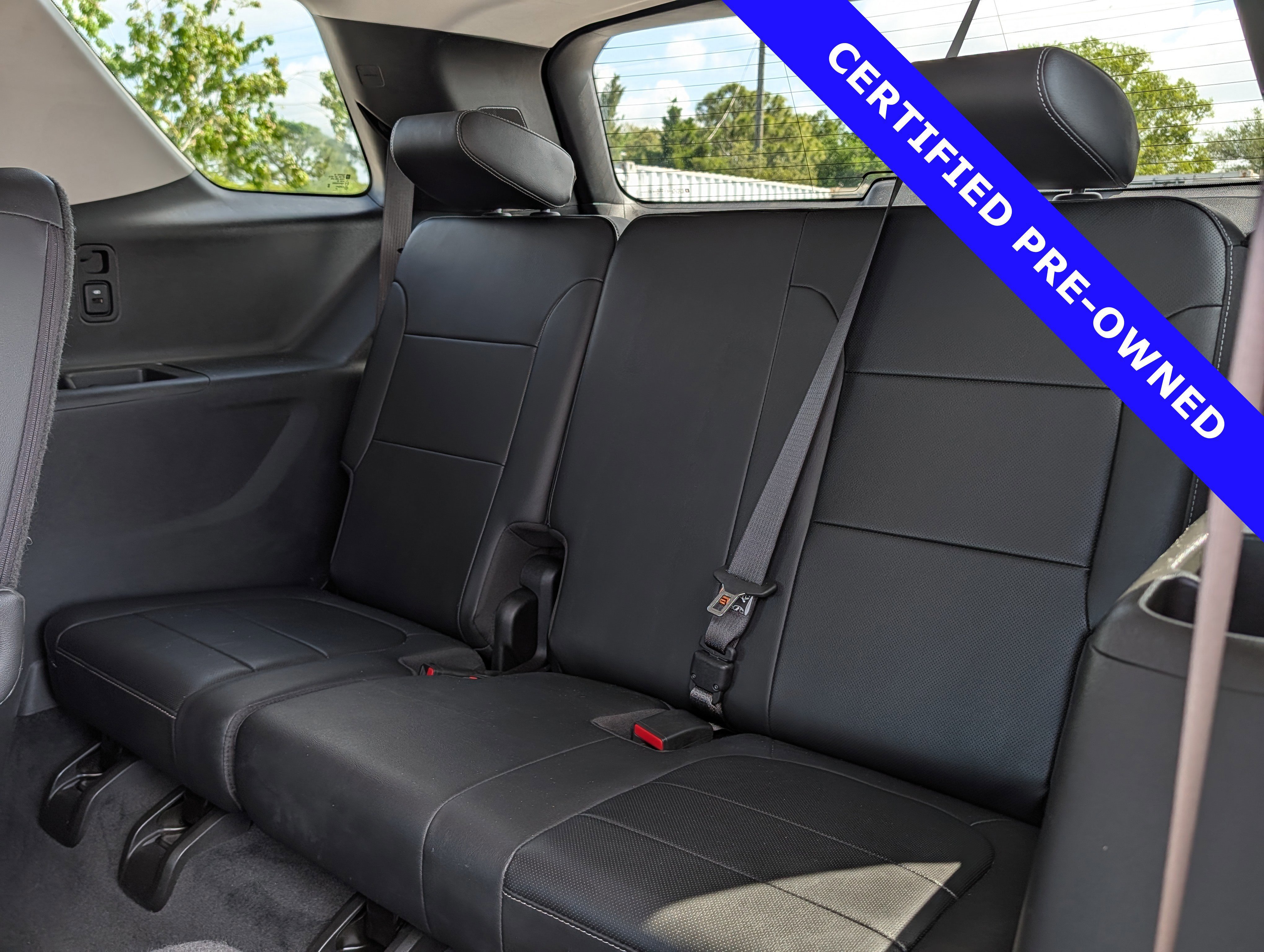 Used 2021 Chevrolet Traverse High Country image 16