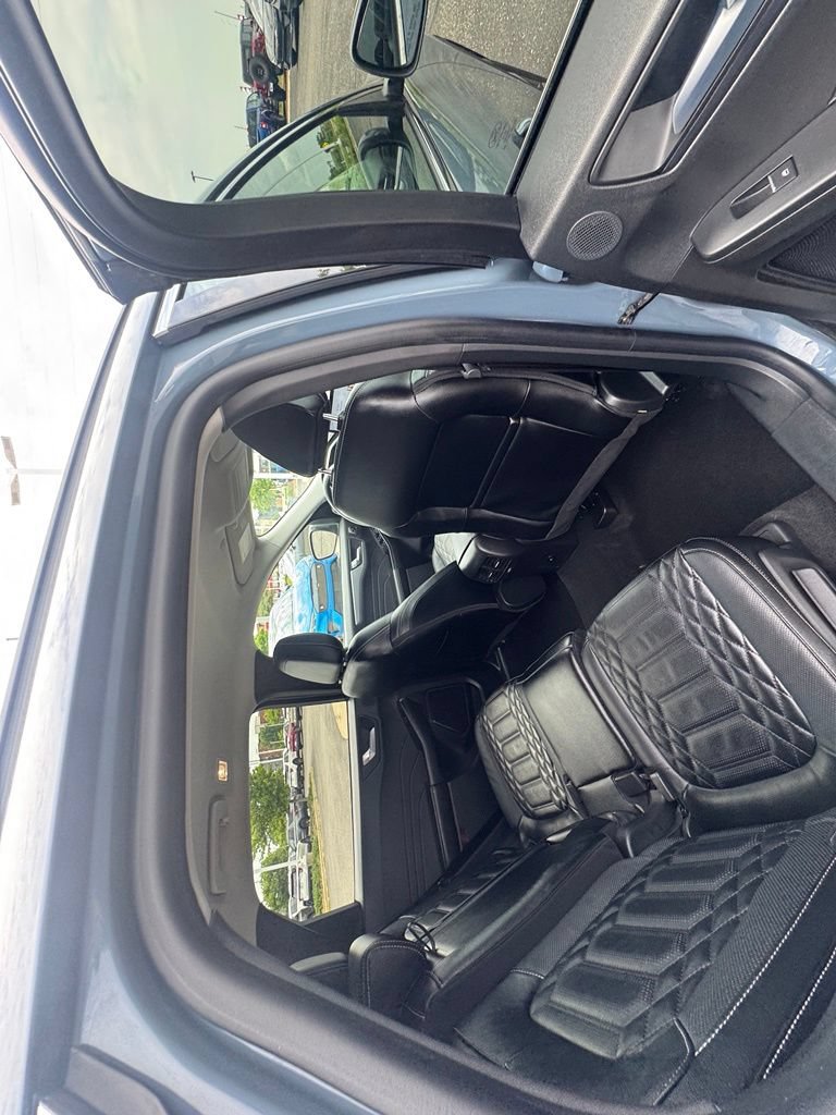 Certified 2023 Ford Escape Platinum w/ Premium Technology Package AWD/4WD image 16