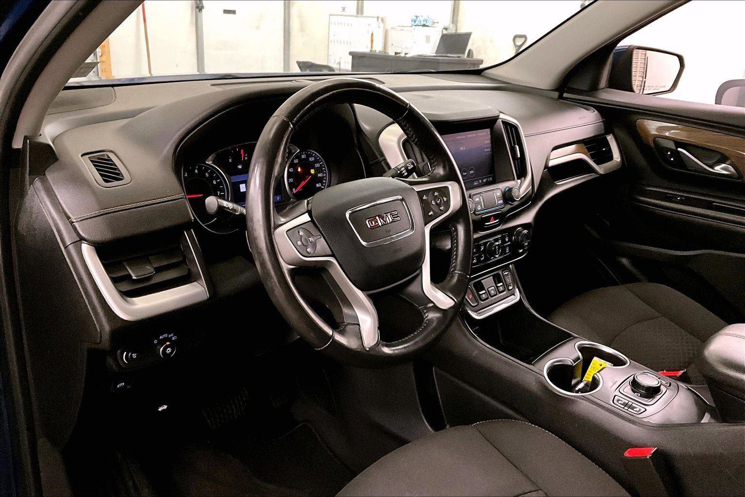 Used 2019 GMC Terrain SLE w/ Driver Convenience Package image 12