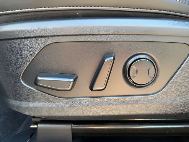 Used 2024 Kia Sorento S w/ Panoramic Sunroof Package AWD/4WD image 16