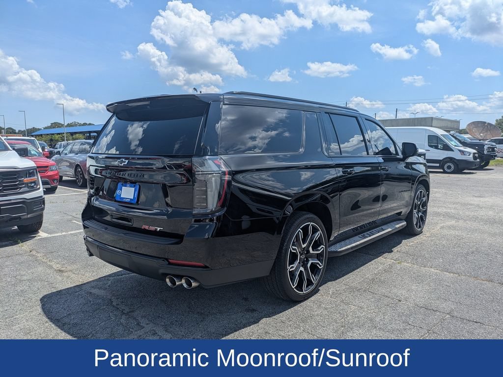 Used 2026 Chevrolet Suburban RST w/ RST Capability Package AWD/4WD video 4