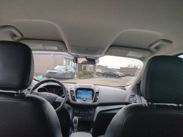 Certified 2019 Ford Escape SE image 48