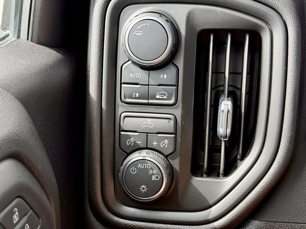 Used 2023 Chevrolet Silverado 1500 Custom w/ LPO, Dark Essentials Package AWD/4WD image 27