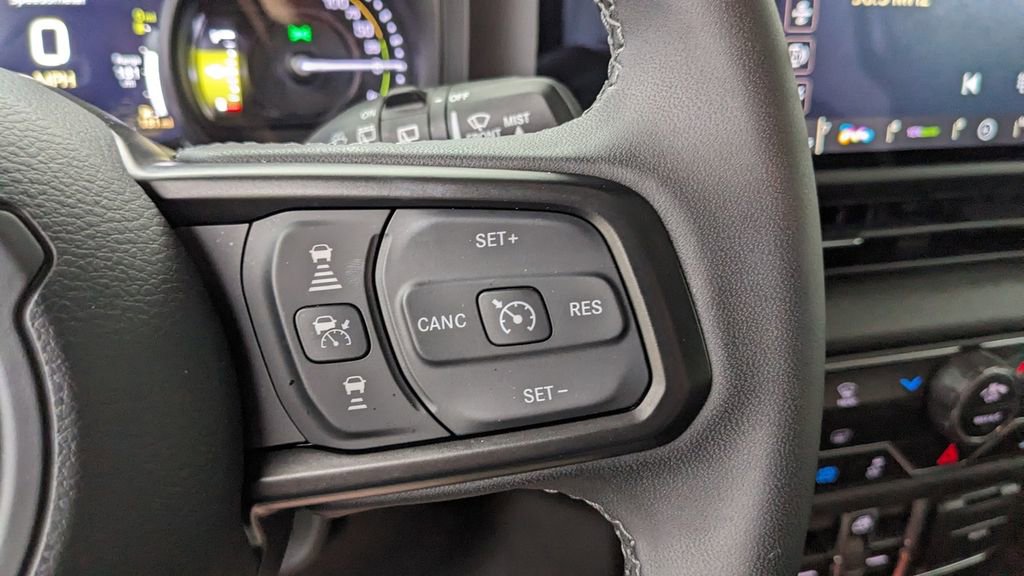 Used 2025 Jeep Wrangler Unlimited Sport S 4xe AWD/4WD image 32