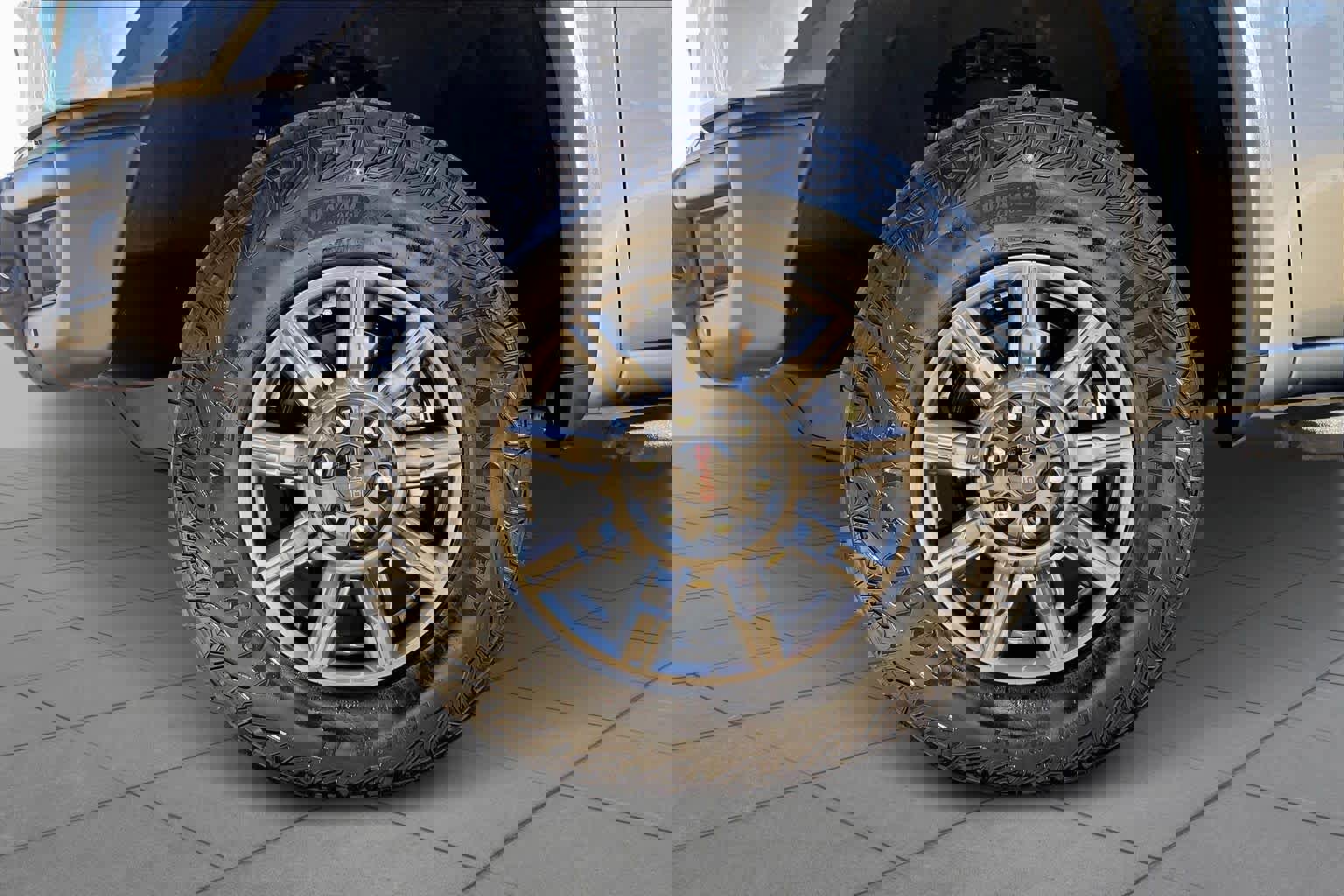 Used 2025 GMC Sierra 1500 AT4X image 10