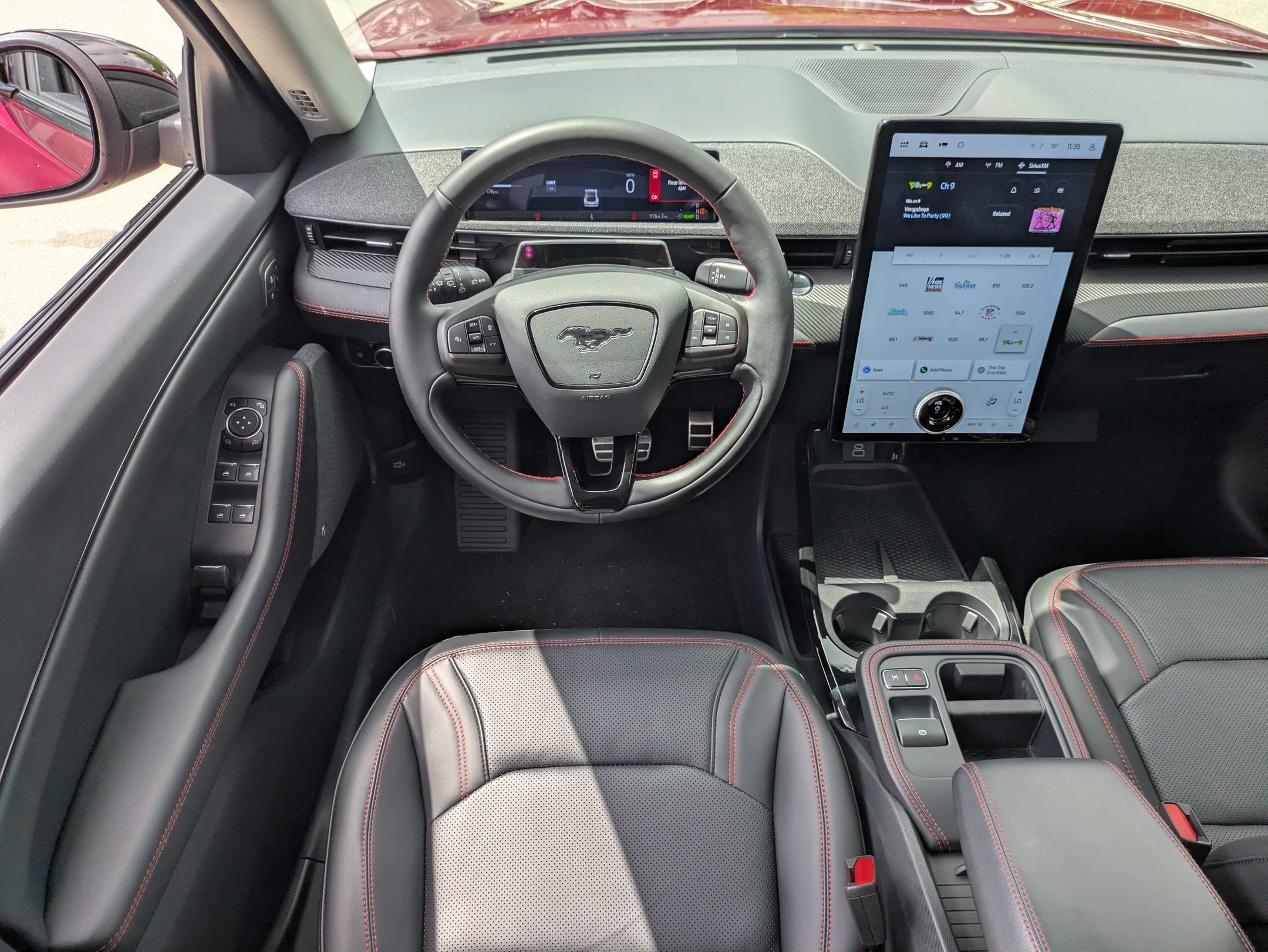 Certified 2025 Ford Mustang Mach-E Premium w/ Sport Appearance Package AWD/4WD image 32