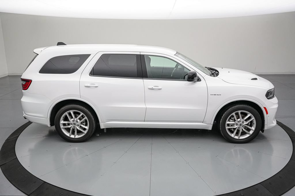 Used 2024 Dodge Durango R/T w/ Trailer Tow Group IV AWD/4WD image 3