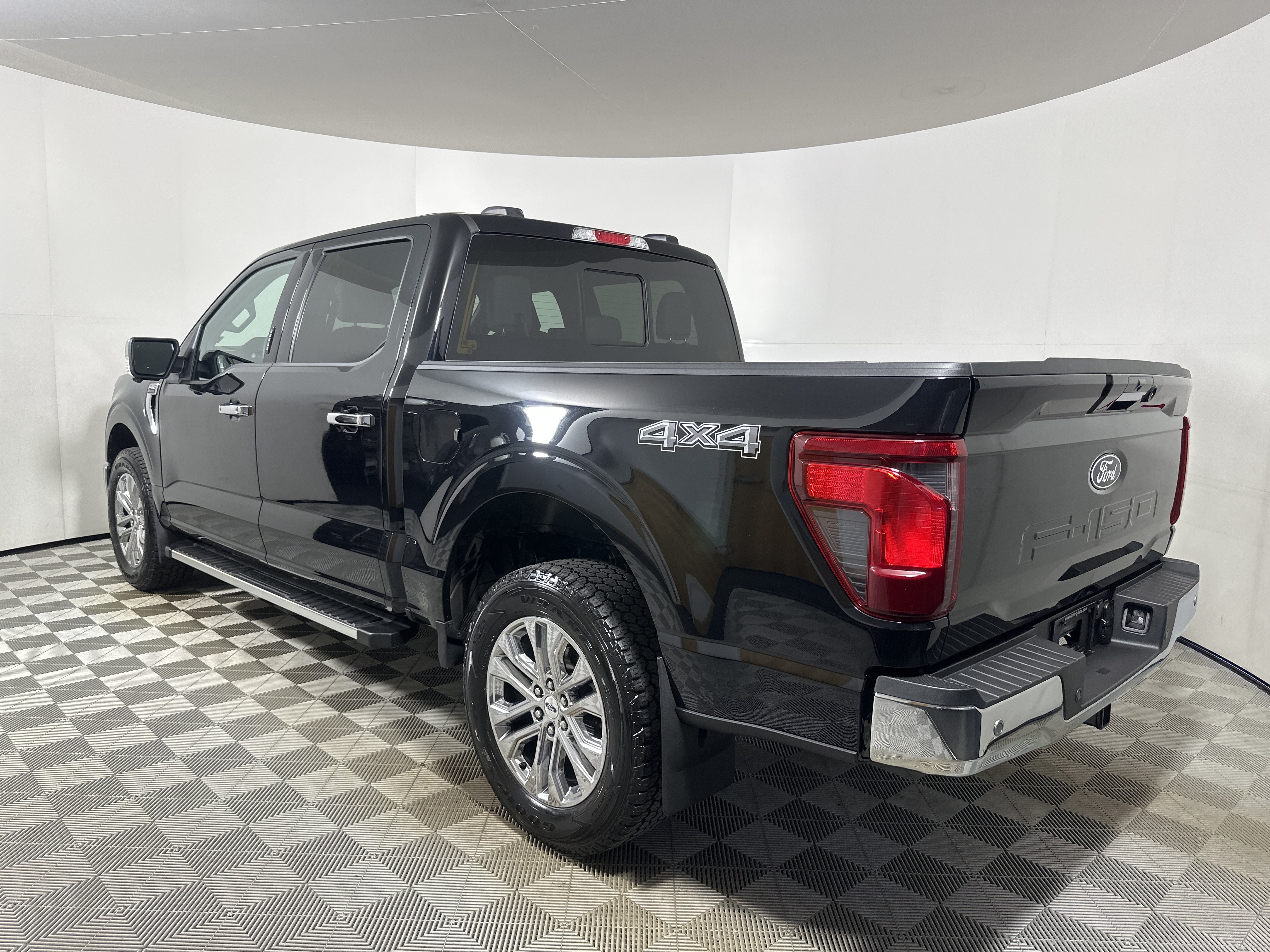 Certified 2024 Ford F150 XLT w/ Equipment Group 302A MID AWD/4WD image 5