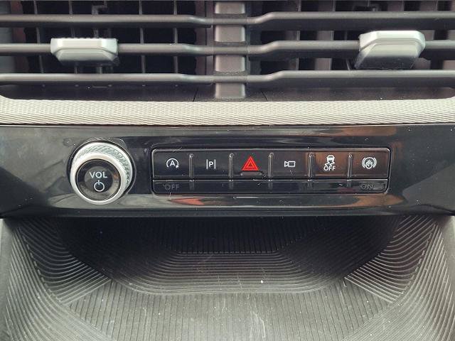 Certified 2025 Ford Explorer Active RWD image 27