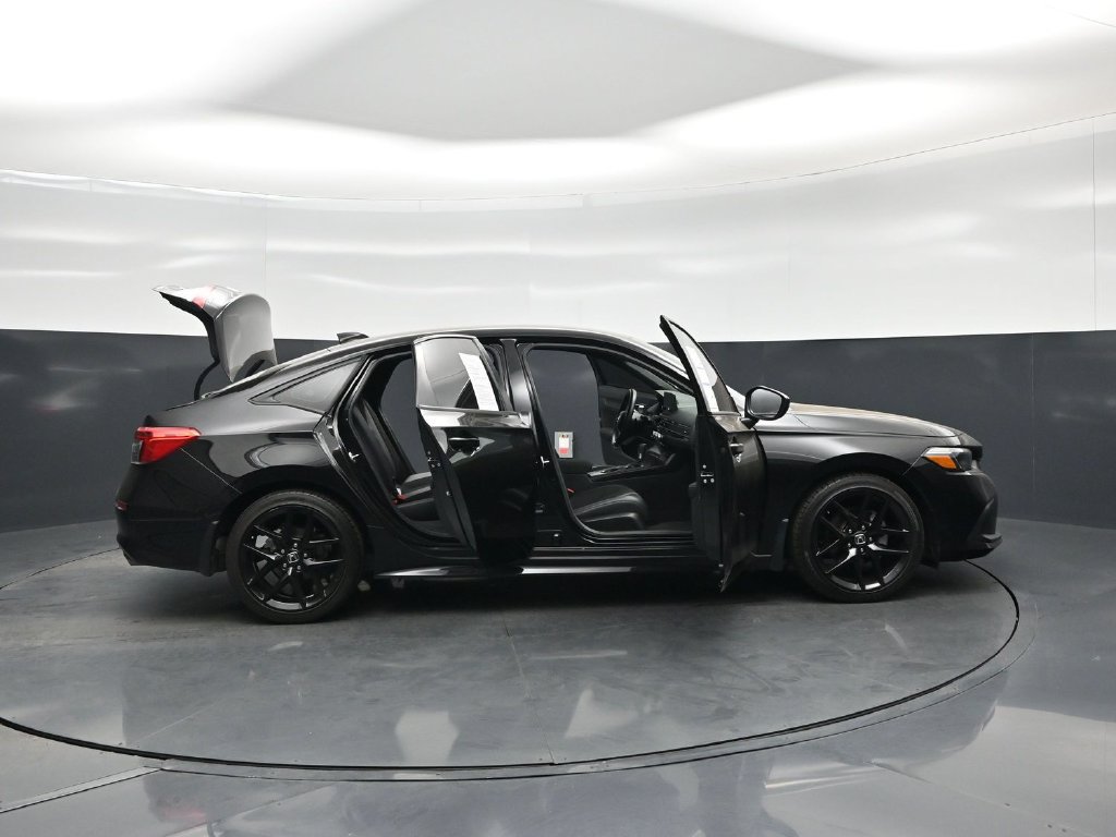 Used 2024 Honda Civic Sport image 3