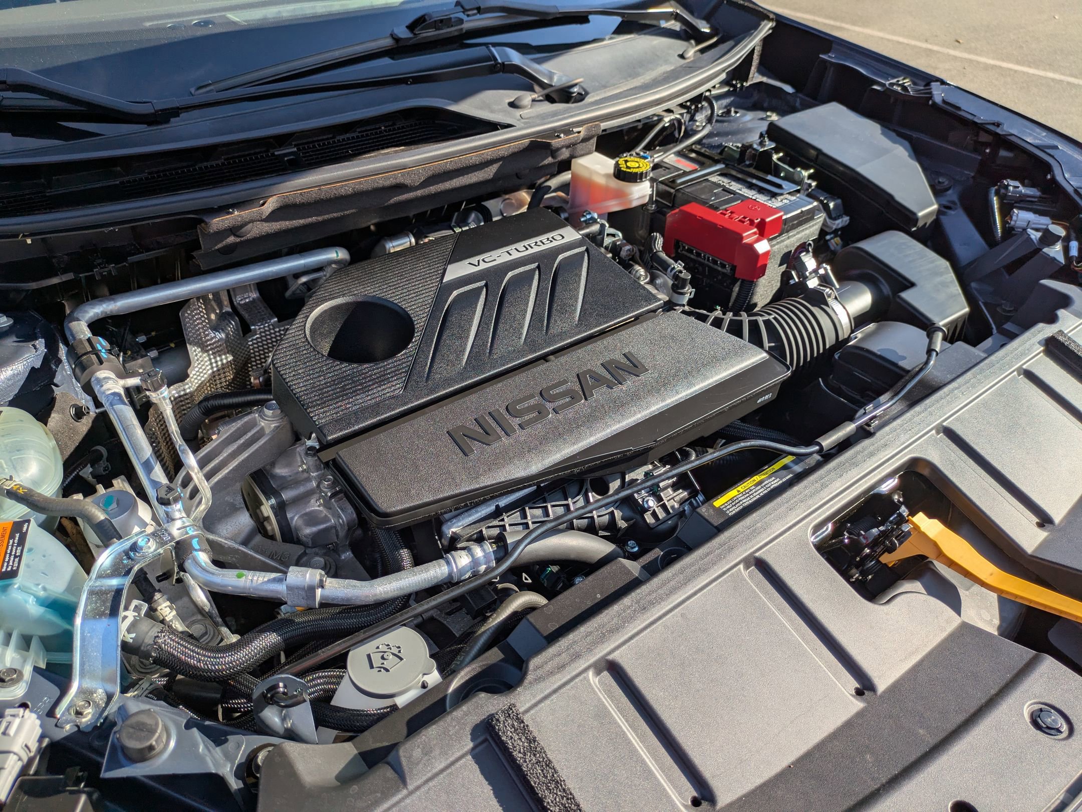 Used 2023 Nissan Rogue S image 40