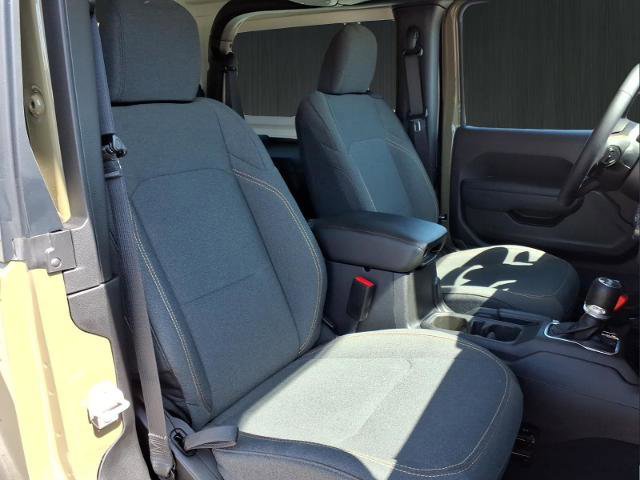 Used 2025 Jeep Wrangler Sport image 18