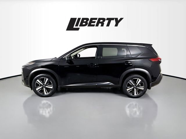 Used 2023 Nissan Rogue Platinum w/ Platinum Premium Package image 4