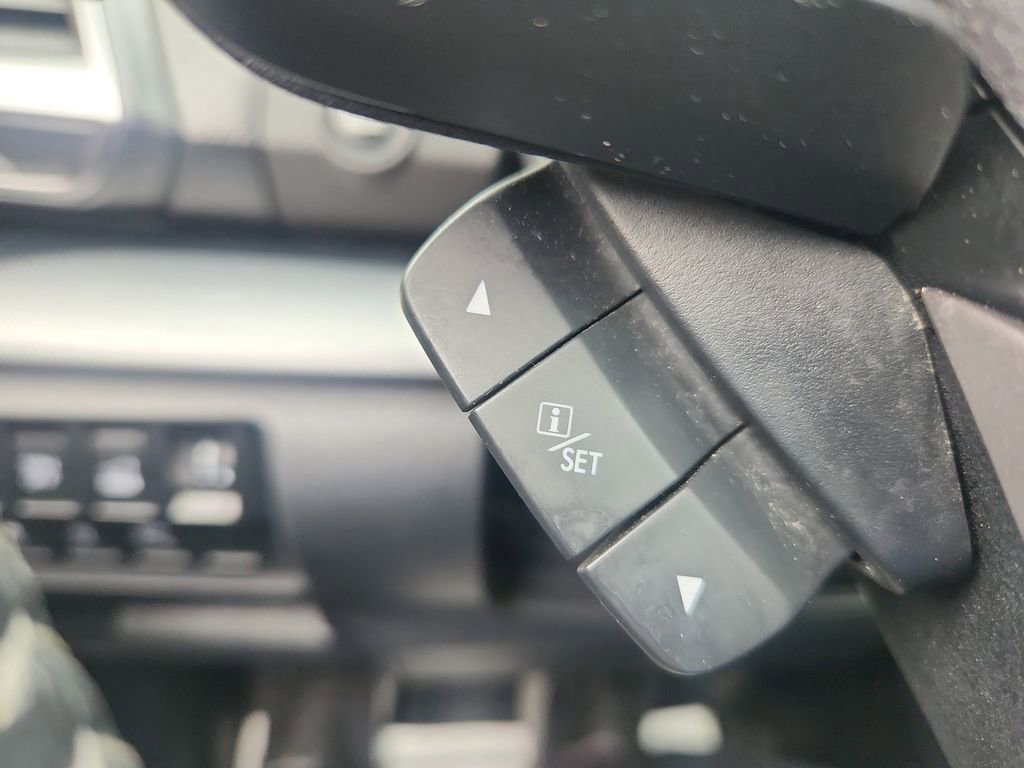 Used 2019 Subaru Forester Limited image 37