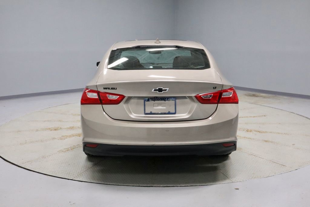 Used 2023 Chevrolet Malibu LT image 4