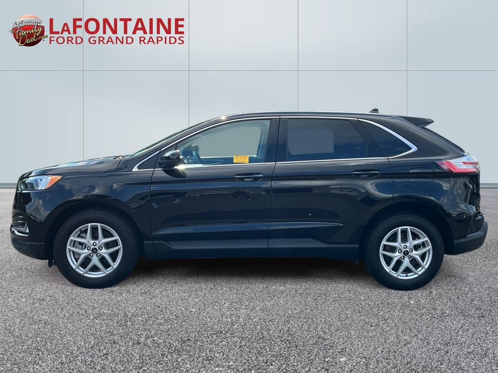 Certified 2024 Ford Edge SEL w/ Convenience Package AWD/4WD image 4
