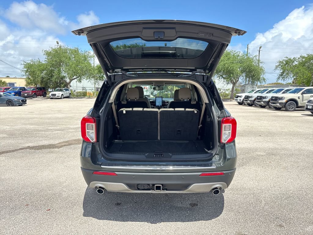 Certified 2023 Ford Explorer Limited w/ Limited Technology Package image 29